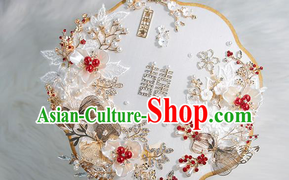 China Classical Wedding Circular Fan Traditional Handmade Shell Flowers Palace Fan