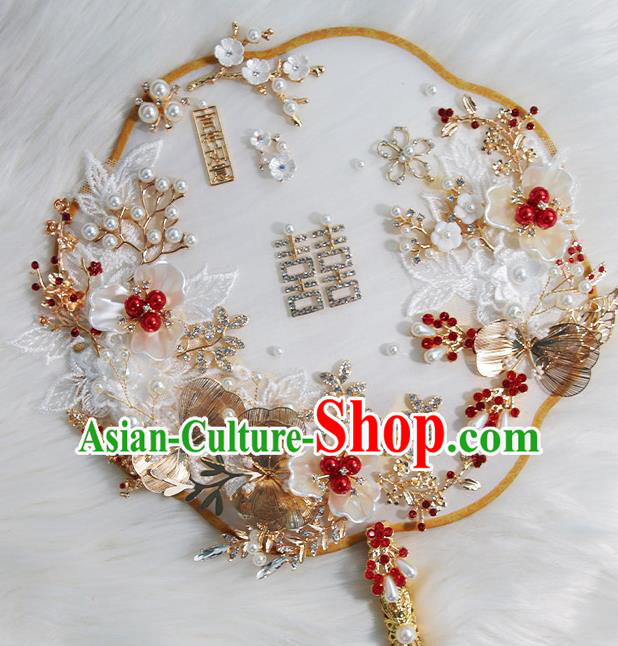 China Classical Wedding Circular Fan Traditional Handmade Shell Flowers Palace Fan