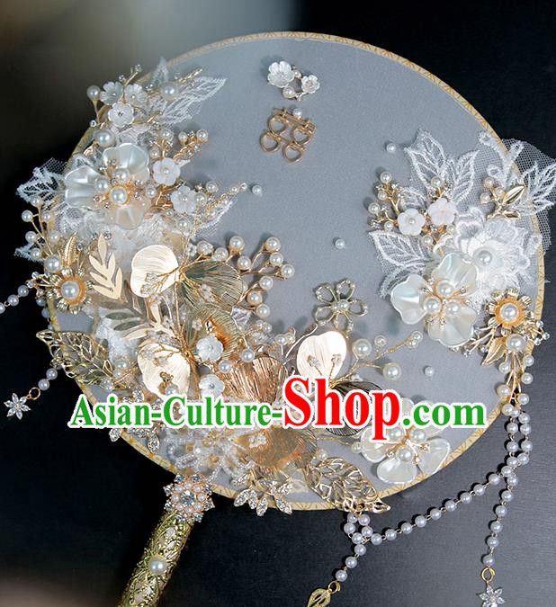 China Traditional Handmade Shell Flowers Palace Fan Classical Wedding Circular Fan