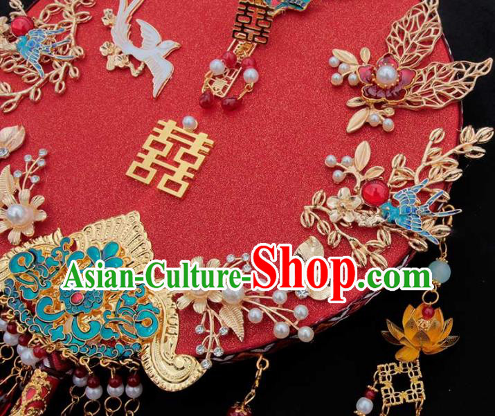 China Traditional Blueing Phoenix Red Fan Handmade Palace Fan Classical Wedding Circular Fan