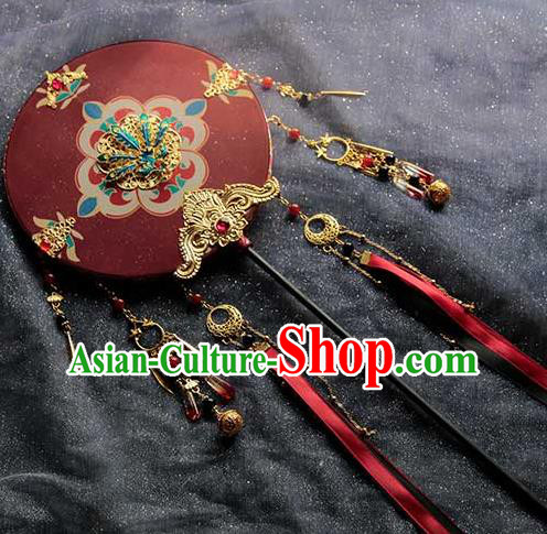 China Classical Dance Red Silk Rose Fan Handmade Wedding Palace Fan Traditional Tang Dynasty Bride Circular Fan