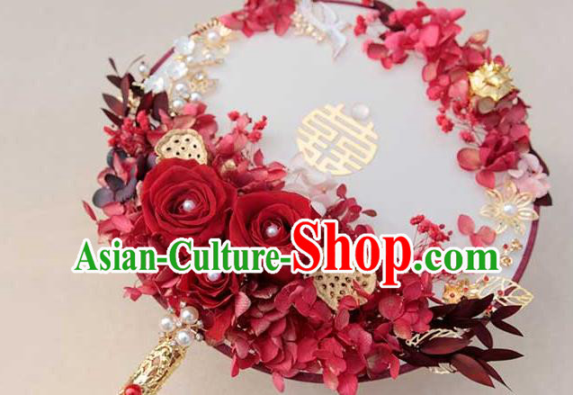 China Classical Wedding Circular Fan Traditional Red Rose Fan Handmade Palace Fan
