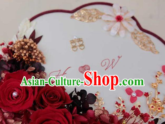 China Handmade Wedding Palace Fan Classical Dance Fan Traditional Bride Rose Flowers Fan