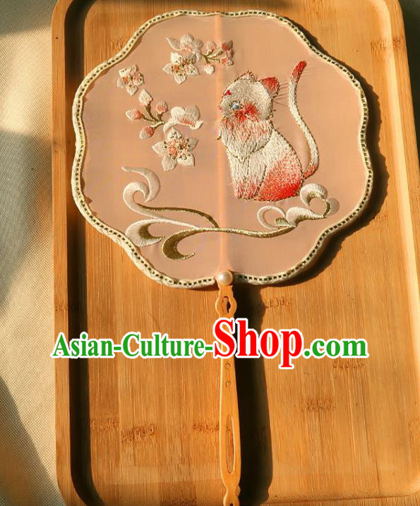 China Traditional Ancient Princess Embroidered Cat Circular Fan Handmade Hanfu Fan Bride Palace Fan