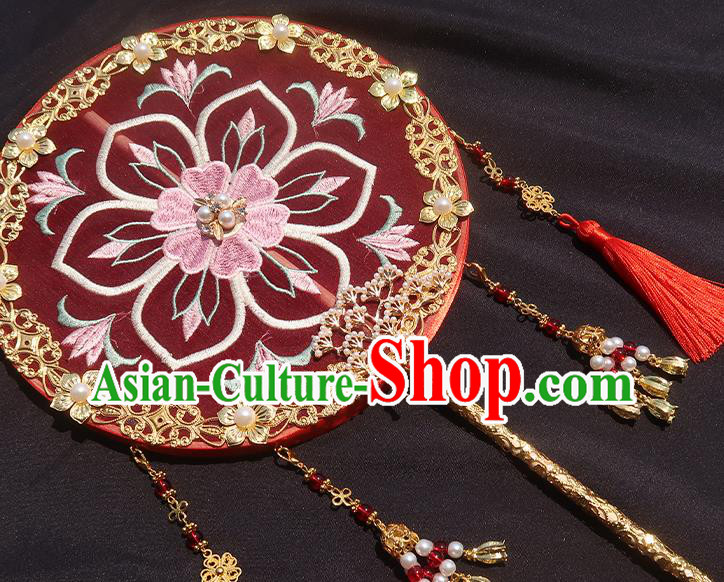 China Traditional Tang Dynasty Hanfu Circular Fan Classical Wedding Fan Handmade Embroidered Palace Fan