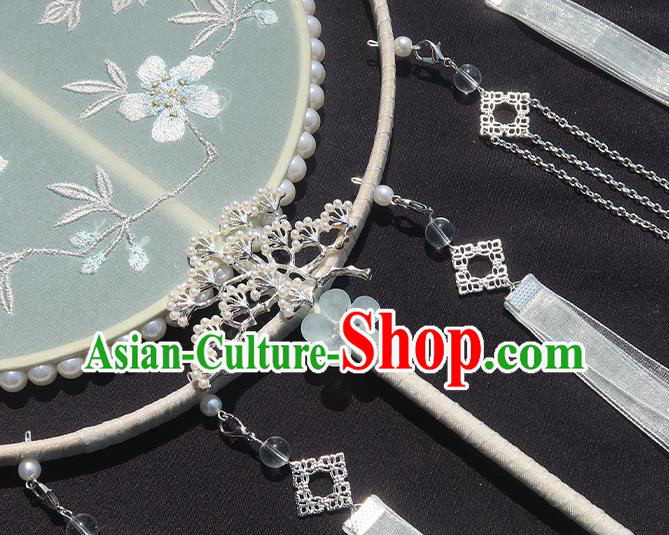 China Classical Wedding Fan Handmade Ribbon Tassel Palace Fan Traditional Hanfu Embroidered Circular Fan