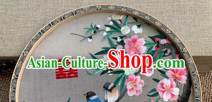 China Handmade Embroidered Palace Fan Classical Wedding Hanfu Fan Traditional Silk Circular Fan
