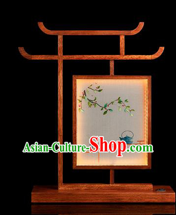 Chinese Traditional Hunan Embroidery Table Screen Handmade Merbau Desk Lamp