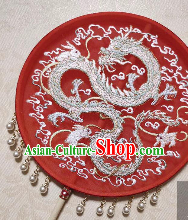 China Traditional Hanfu Fan Handmade Wedding Circular Fan Embroidery Dragon Red Silk Palace Fan