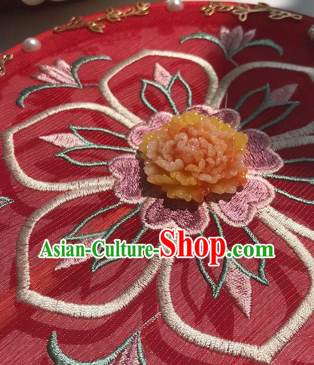 China Traditional Tang Dynasty Red Silk Fan Handmade Palace Fan Wedding Embroidered Circular Fan