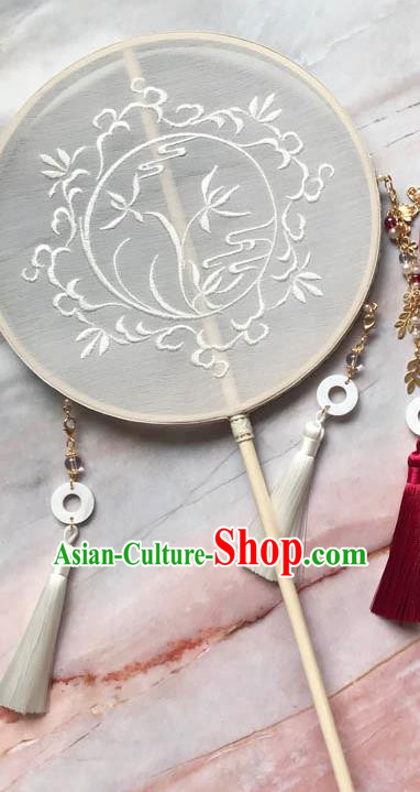 China Handmade Palace Fan Traditional Bride Embroidered Orchids Circular Fan Wedding Beige Silk Fan