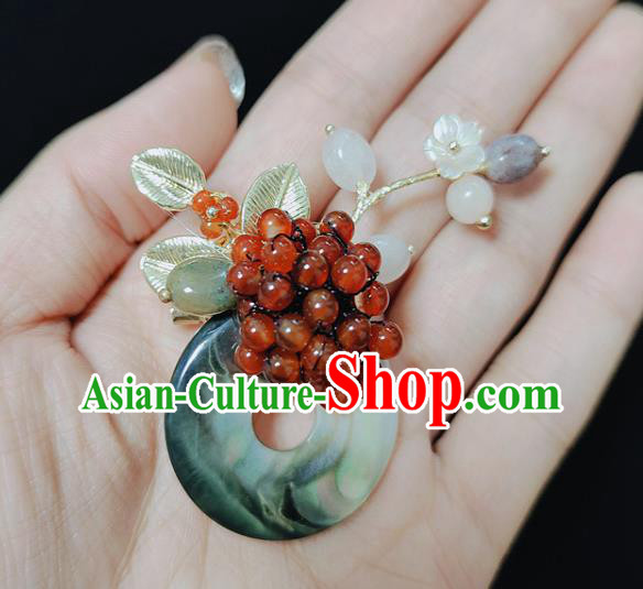 Handmade China Cheongsam Breastpin Classical Jewelry Garnet Beads Brooch Accessories