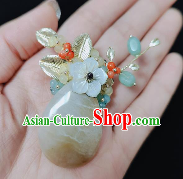 Handmade China Classical Jewelry Cheongsam Stone Breastpin Shell Flower Brooch Accessories