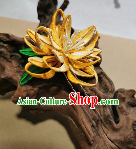 China Handmade Golden Epiphyllum Hair Stick Traditional Hanfu Silk Flower Hairpin