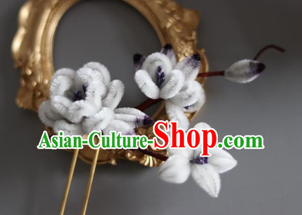 Handmade China Ancient Grey Velvet Plum Blossom Hairpin Traditional Hanfu Flowers Hair Accessories