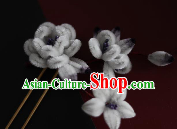 Handmade China Ancient Grey Velvet Plum Blossom Hairpin Traditional Hanfu Flowers Hair Accessories