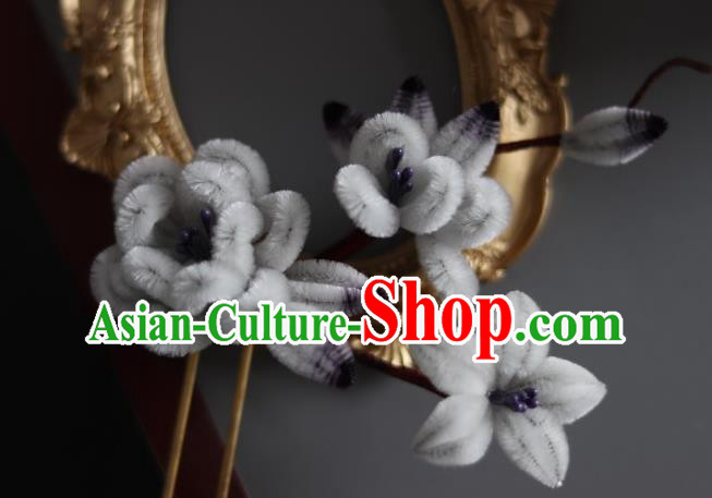 Handmade China Ancient Grey Velvet Plum Blossom Hairpin Traditional Hanfu Flowers Hair Accessories