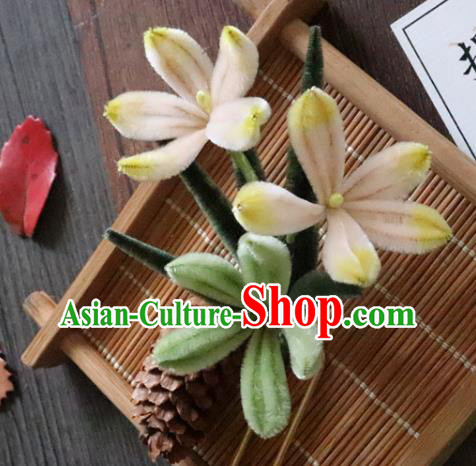 China Traditional Ancient Court Lady Hair Stick Classical Hanfu Green Velvet Orchids Hairpin