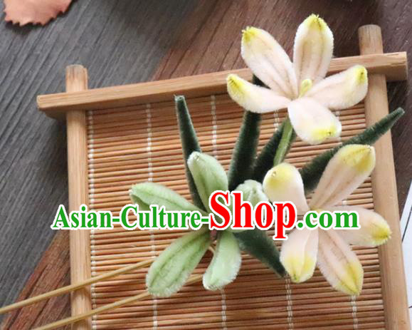 China Traditional Ancient Court Lady Hair Stick Classical Hanfu Green Velvet Orchids Hairpin