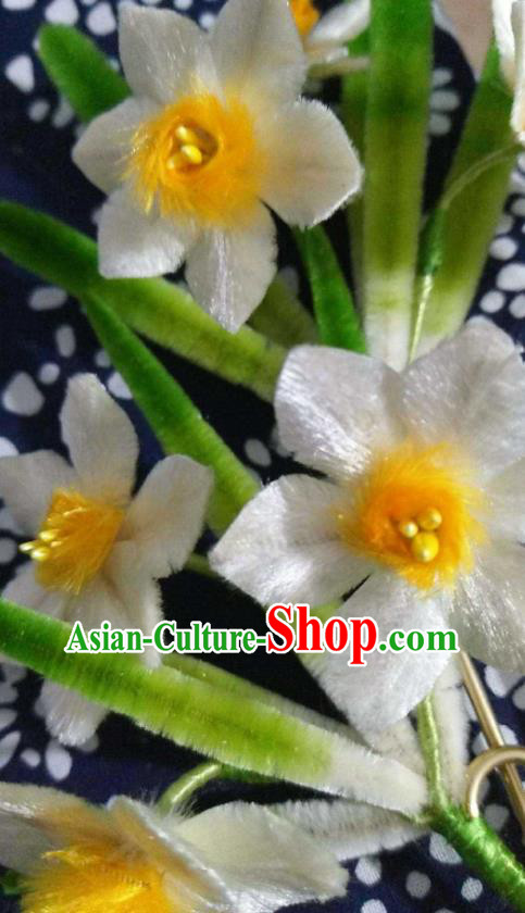 China Traditional Ancient Palace Lady Daffodil Hair Stick Classical Hanfu Velvet Flowers Hairpin
