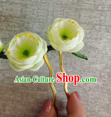 China Handmade Hair Accessories Traditional Green Plum Blossom Hairpin Classical Cheongsam Hair Stick