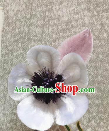 China Ancient Palace Velvet Plum Hairpin Traditional Hanfu Hair Accessories Handmade Hair Stick