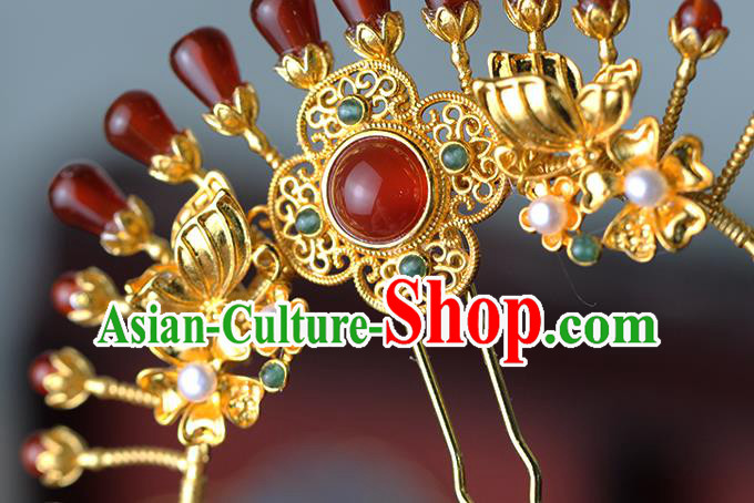China Ancient Empress Pearls Golden Hairpin Traditional Ming Dynasty Court Queen Agate Hair Stick