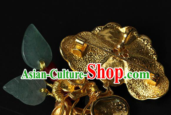 Chinese Traditional Coral Beads Brooch Classical Cheongsam Jewelry Pearl Accessories