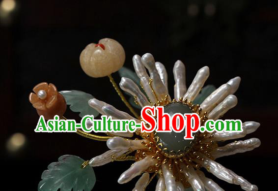 China Traditional Qing Dynasty Pearls Chrysanthemum Hairpin Ancient Queen Ceregat Hair Stick