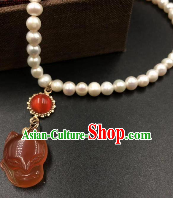 Chinese Traditional Agate Fox Necklace Classical Cheongsam Pearls AccessoriesChinese Traditional Agate Fox Necklace Classical Cheongsam Pearls Accessories