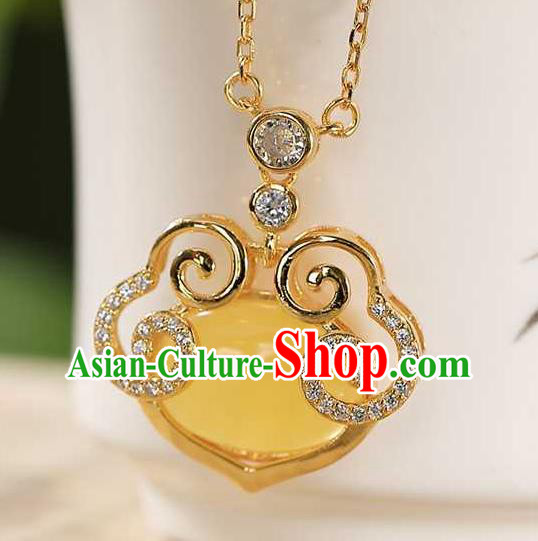 China Traditional Beeswax Necklace Classical Cheongsam Accessories