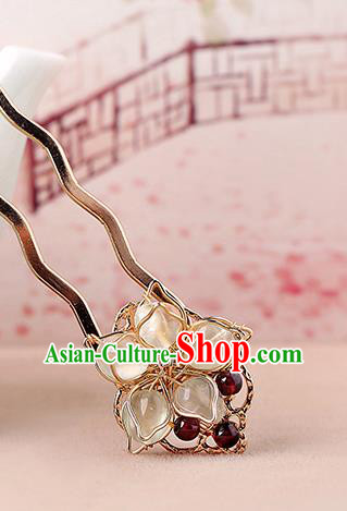 China Classical Golden Hair Stick Traditional Cheongsam Hair Accessories Handmade Garnet Beads Hairpin