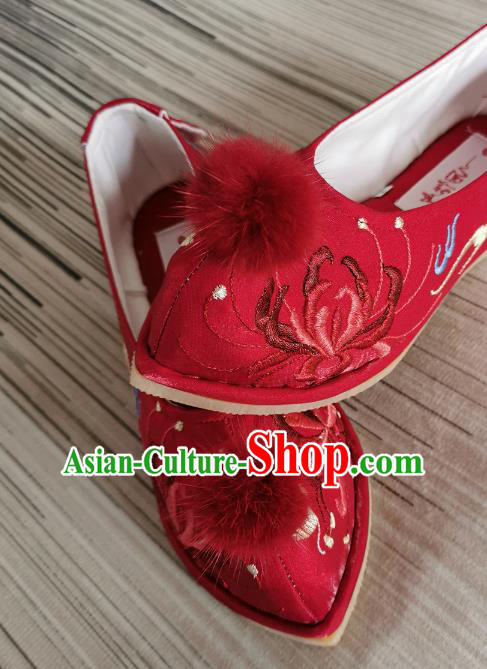 Handmade Chinese Wedding Embroidered Shoes Traditional Ming Dynasty Hanfu Shoes Red Satin Shoes