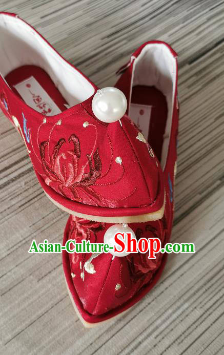 Handmade Chinese Wedding Embroidered Shoes Traditional Ming Dynasty Hanfu Shoes Red Satin Shoes