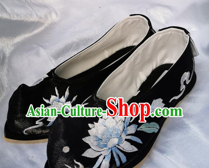 Handmade Chinese Embroidered Epiphyllum Shoes Traditional Hanfu Princess Shoes Black Satin Shoes