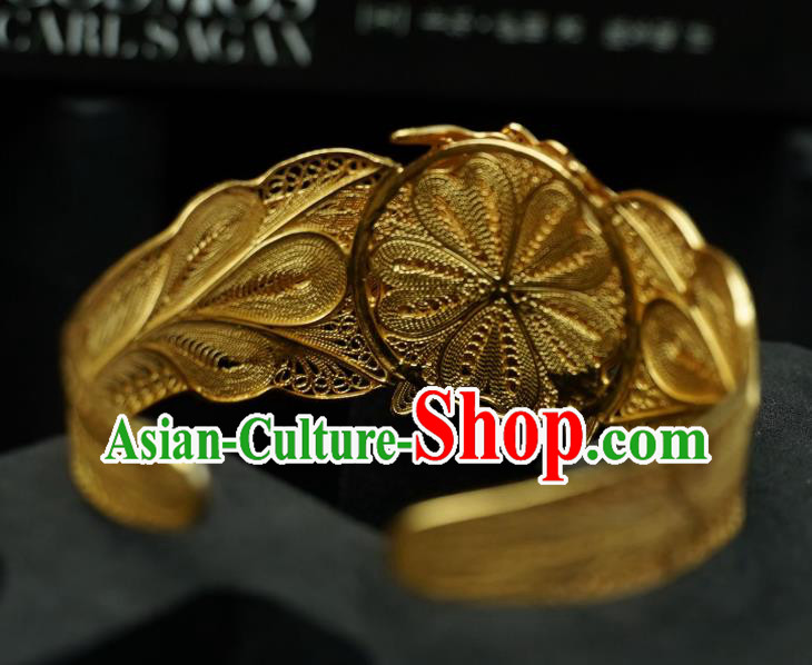 Handmade Chinese Ancient Empress Filigree Jewelry Traditional Ming Dynasty Court Golden Bracelet