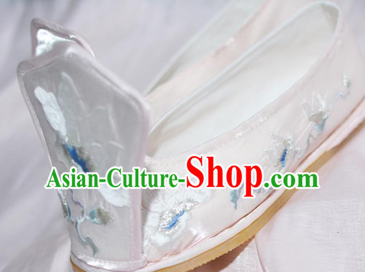 Handmade Chinese Traditional Hanfu Shoes Embroidered Mangnolia Shoes Princess Shoes Light Pink Satin Shoes