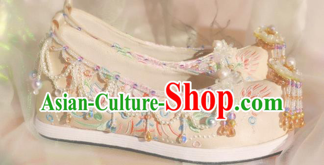 Handmade Chinese Traditional Hanfu Beads Tassel Shoes Ancient Princess Satin Shoes Beige Embroidered Shoes
