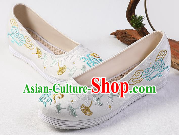 Chinese Classical Embroidered White Shoes Traditional Wedding Shoes Handmade Hanfu Shoes