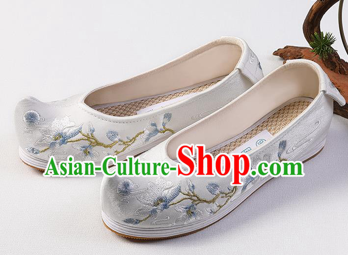 Chinese Traditional Hanfu Bow Shoes Ming Dynasty Princess Shoes Handmade Embroidered Mangnolia White Shoes