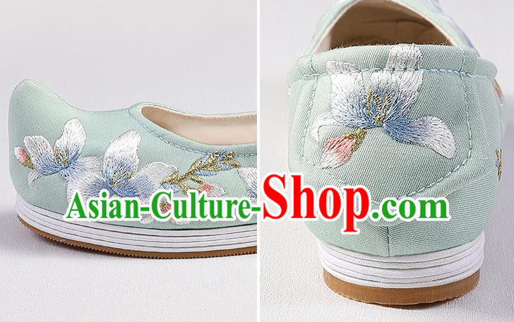 Chinese Traditional Ming Dynasty Princess Shoes Handmade Embroidered Green Shoes Hanfu Bow Shoes