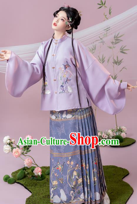 China Ancient Court Beauty Clothing Traditional Ming Dynasty Palace Princess Embroidered Historical Costume