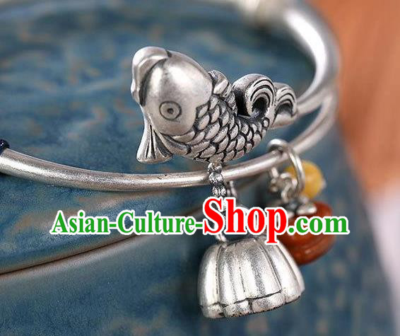 China Handmade Silver Fish Bracelet Accessories Traditional Agate Persimmon Tassel Bangle Jewelry
