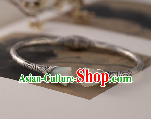 China Handmade Jade Mangnolia Bracelet Accessories Traditional Silver Bangle Jewelry