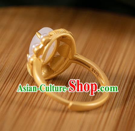 Chinese Classical White Chalcedony Circlet Handmade Jewelry Accessories National Pearls Golden Ring
