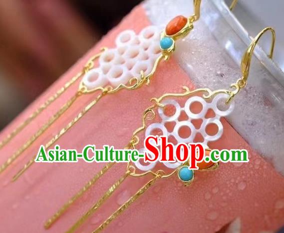 China Traditional Shell Ear Jewelry Accessories Classical Cheongsam Golden Tassel Earrings