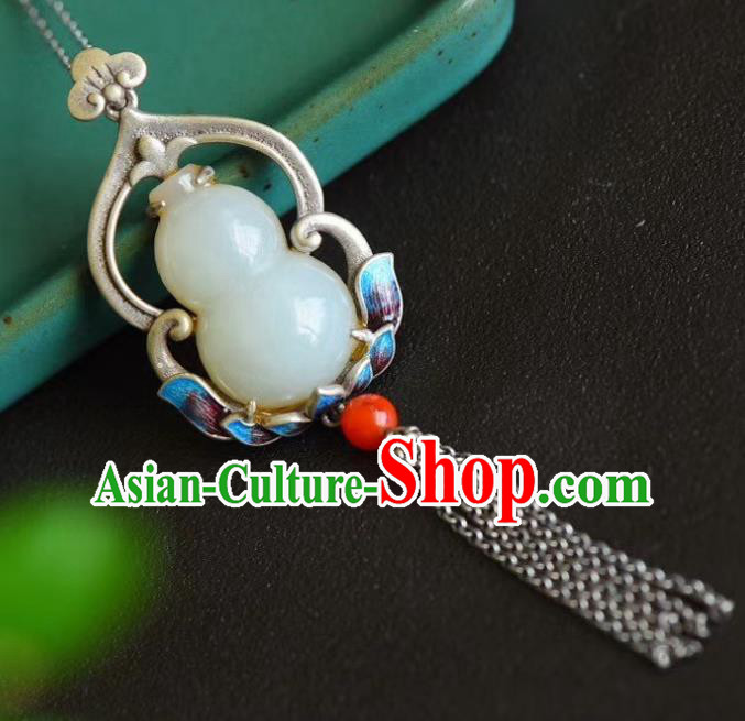 China Traditional Cheongsam Jade Gourd Necklace Jewelry Handmade Silver Tassel Necklet Pendant Accessories