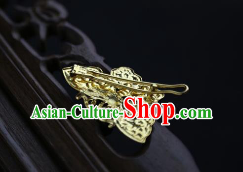 Chinese Classical Golden Butterfly Brooch National Handmade Pearls Jewelry Accessories