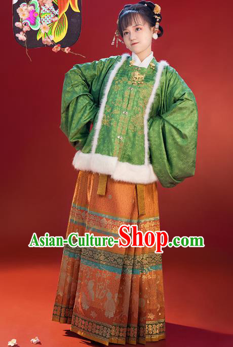 China Ancient Noble Beauty Hanfu Dress Traditional Ming Dynasty Royal Princess Historical Clothing
