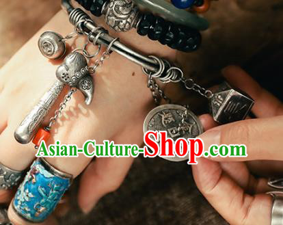 China Traditional Bracelet Accessories Bangle Jewelry Classical Silver Tassel Wristlet Chain